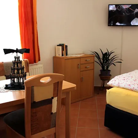 Wohnen Beim Kunsthandwerker Apartment *