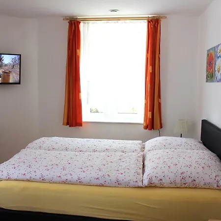 Wohnen Beim Kunsthandwerker Apartment